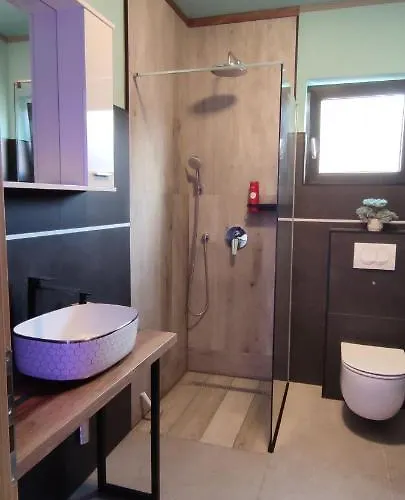 Lägenhet Spacious Modern