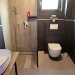 Spacious Modern *