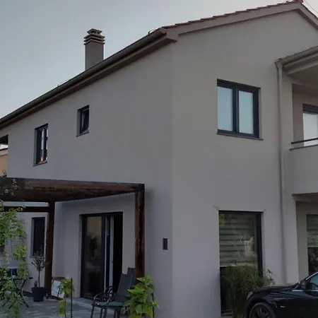 Spacious Modern Apartman *